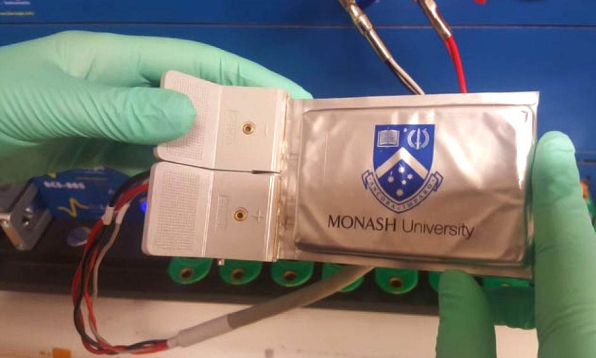 Investigacion baterias litio azufre Universidad de Monash