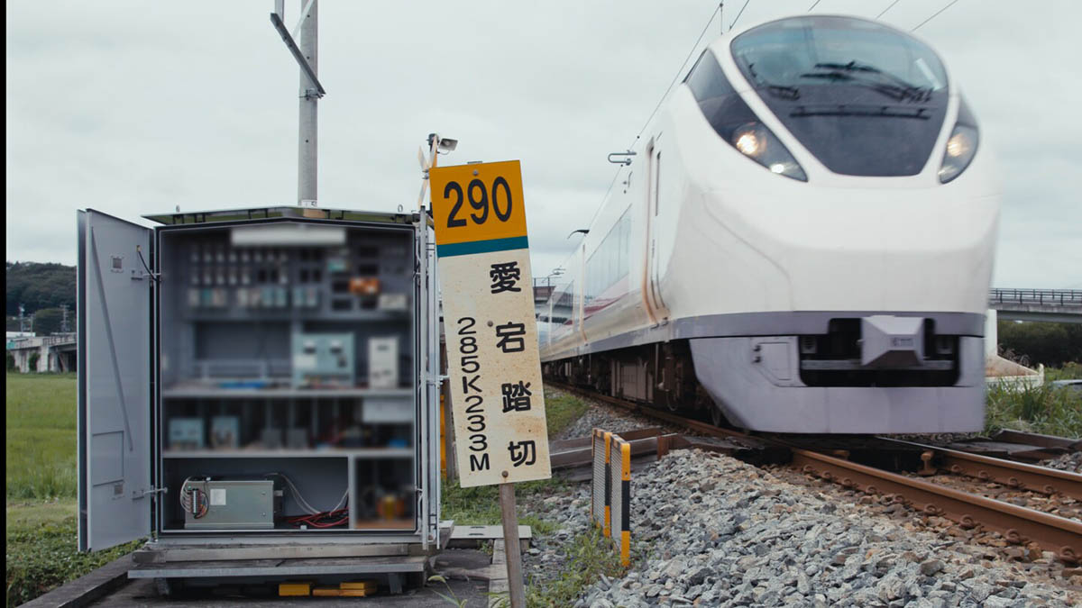 infraestructurabaterias nissan leaf cruces ferroviarios japon