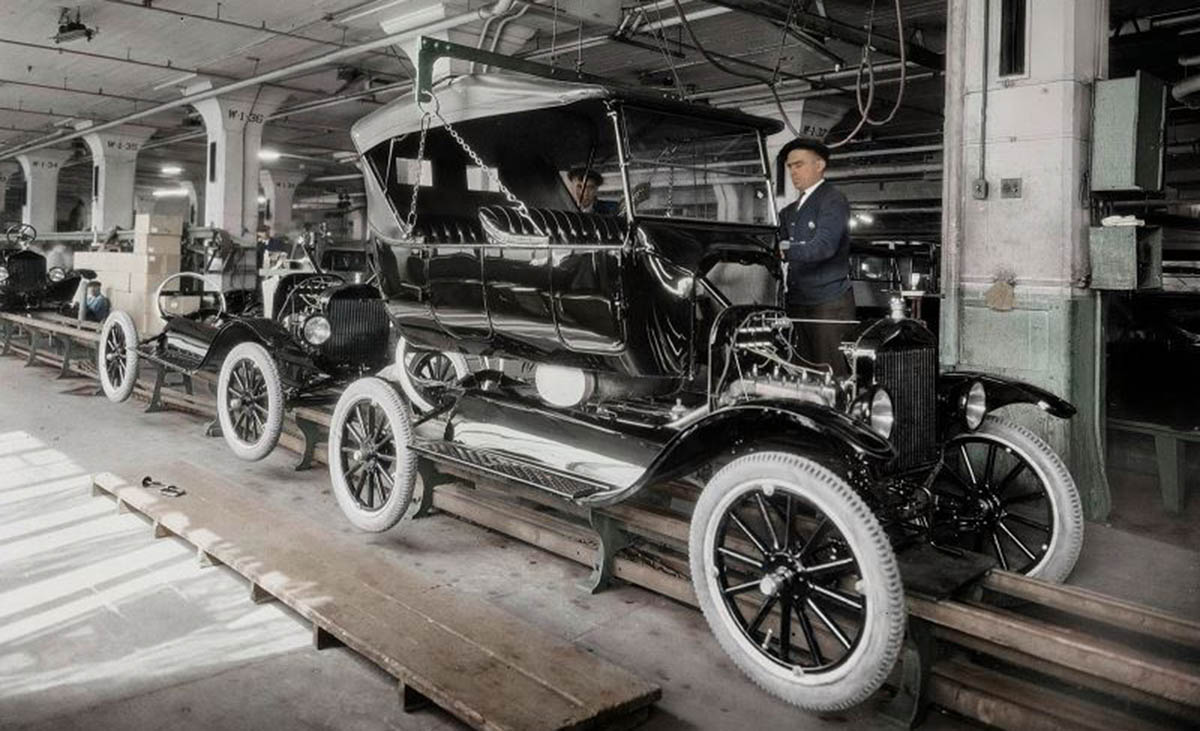 Cadena montaje henry ford 1913
