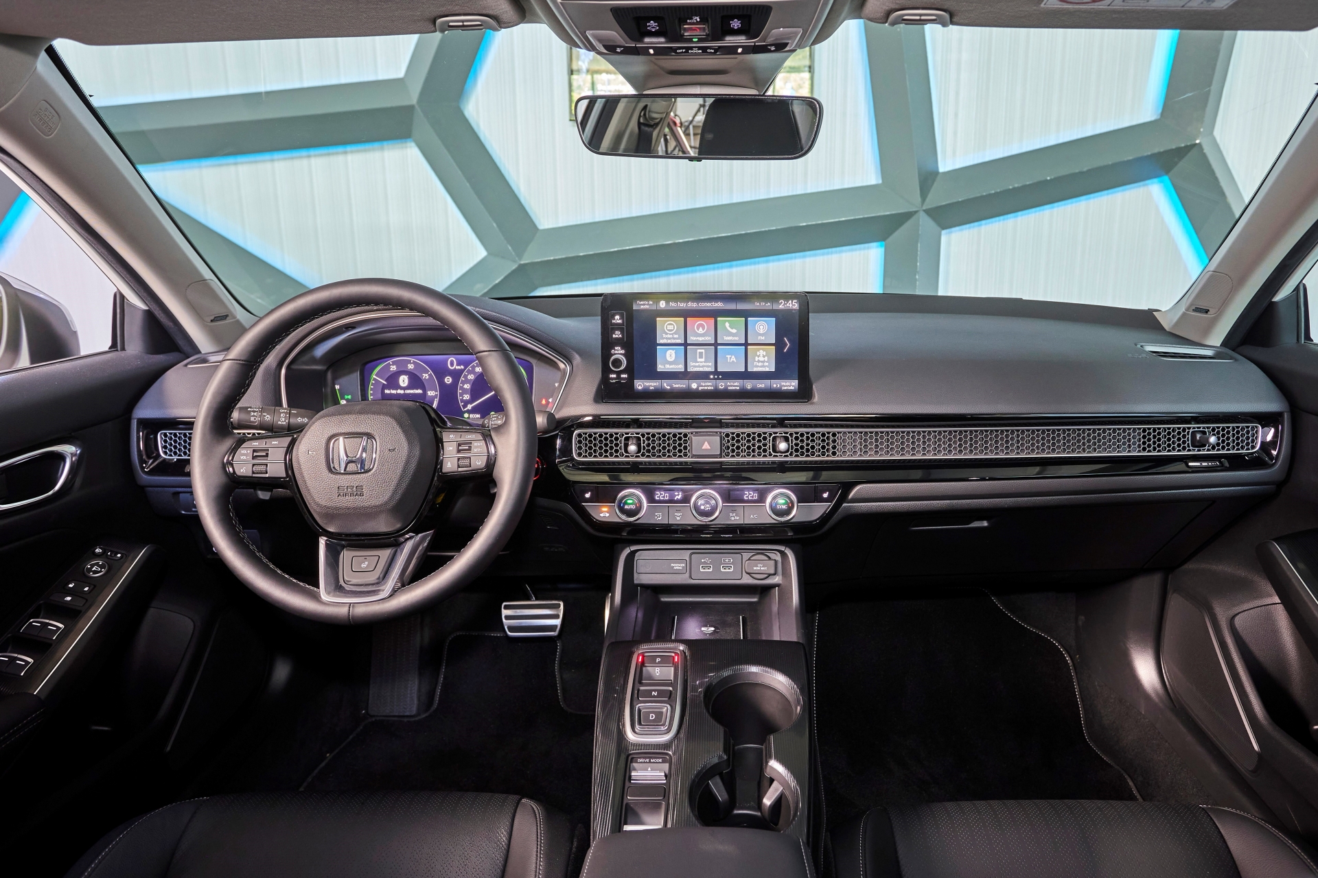 Honda Civic e:HEV 2022 interior