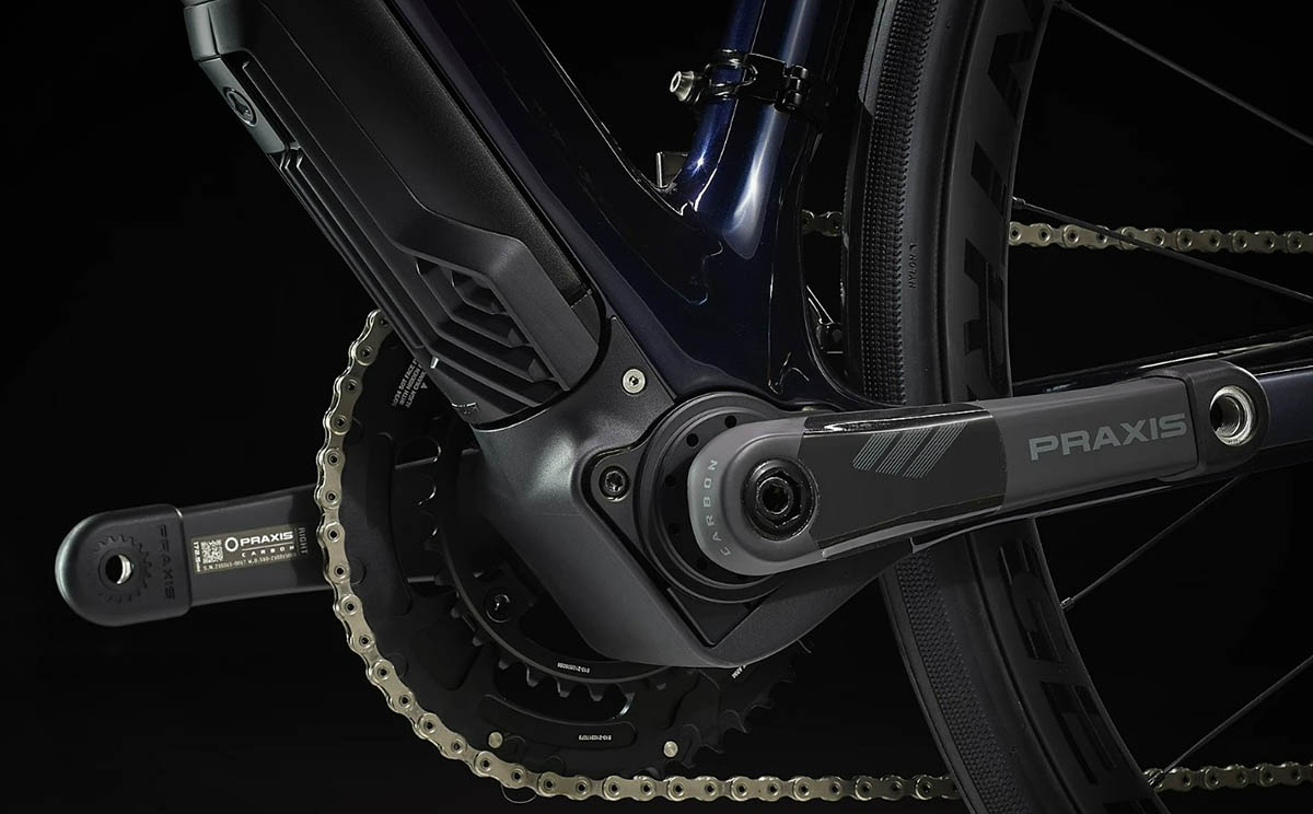 Bicicleta electrica TrekDomane+ LT 7 fibra carbono isospeed-interior1