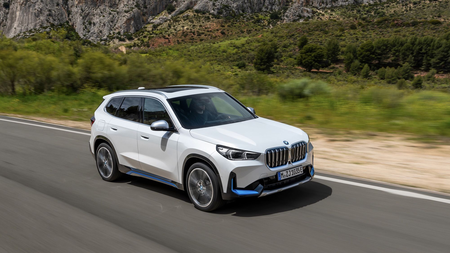El nuevo BMW iX2 acogerá para sí los nuevos rasgos estrenados en el iX1