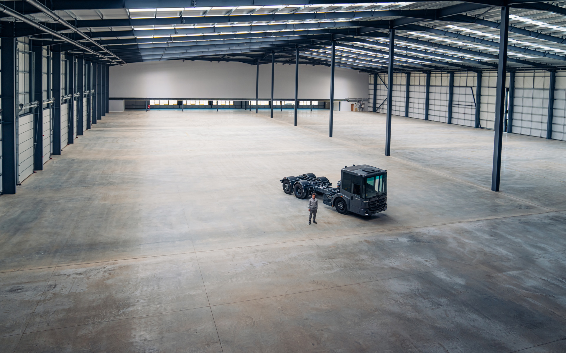En estas nuevas instalaciones, Lunaz reciclará vehículos industriales, principalmente camiones