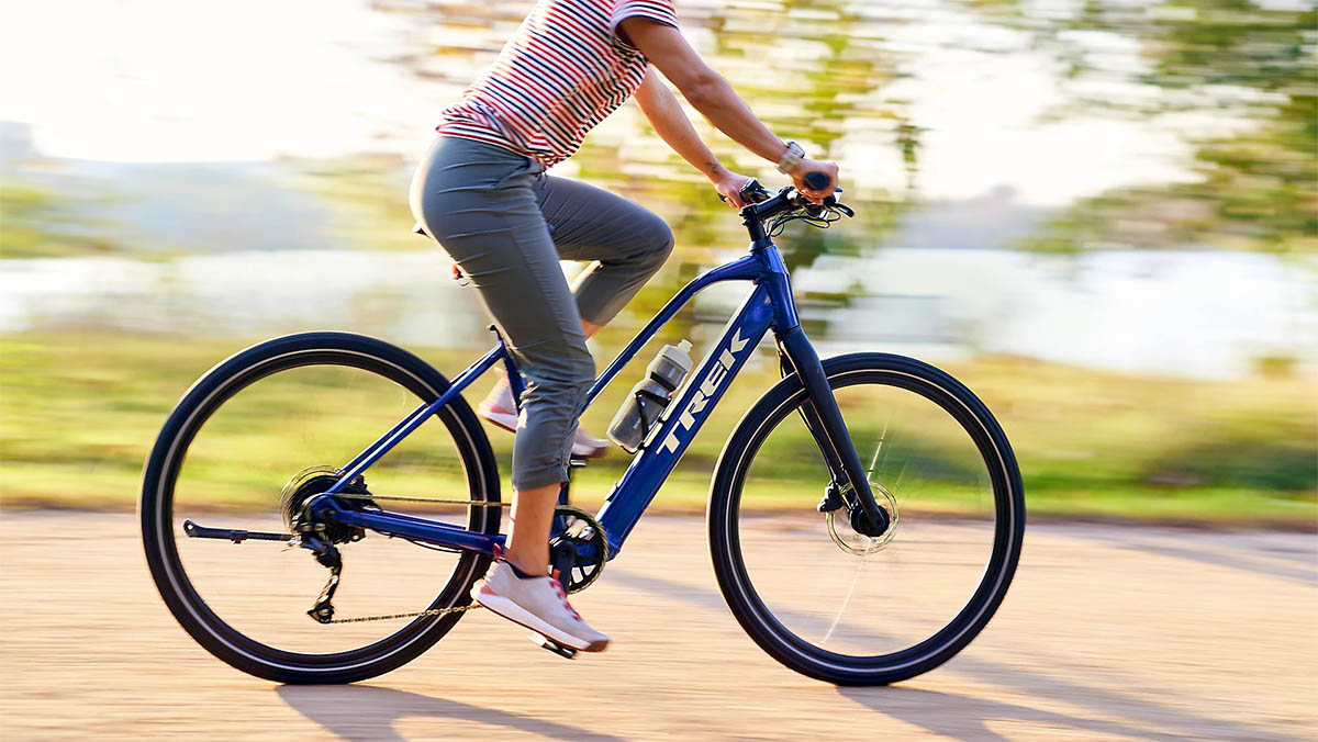 Trek FX+ Dual Sport+ bicicletas electricas versatiles ligeras-interior2