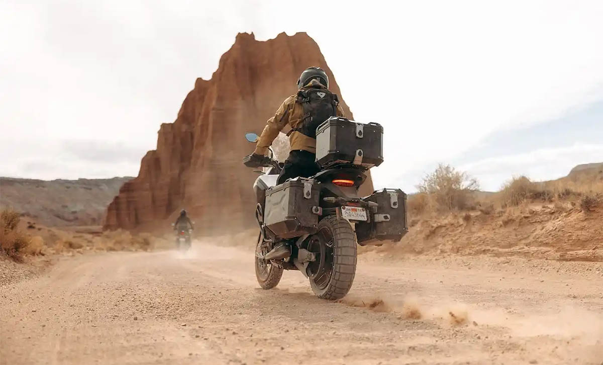 Zero DSR X motocicleta electrica trail aventura-interior1